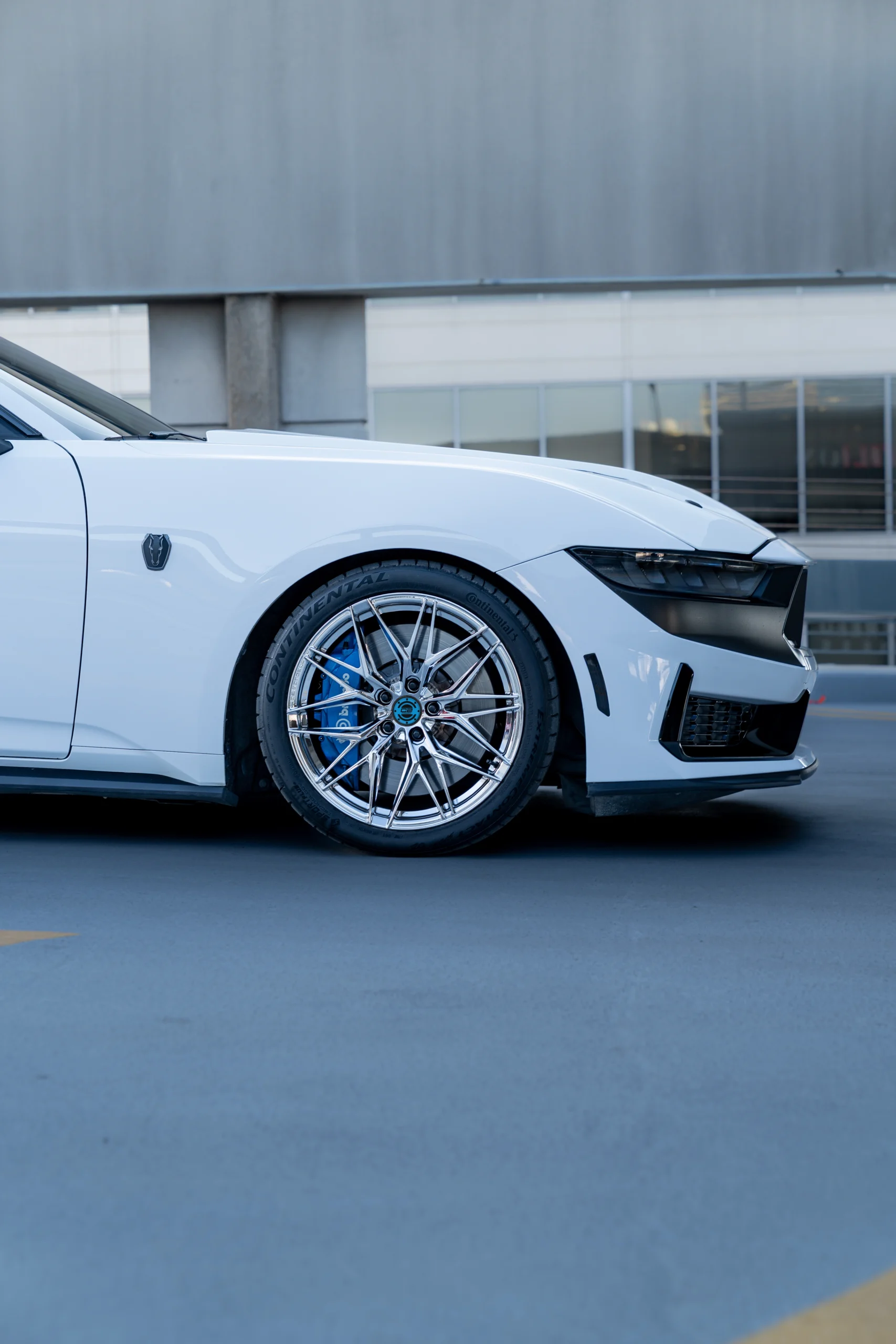 C2 - Street Show - Hexus V - Image 2